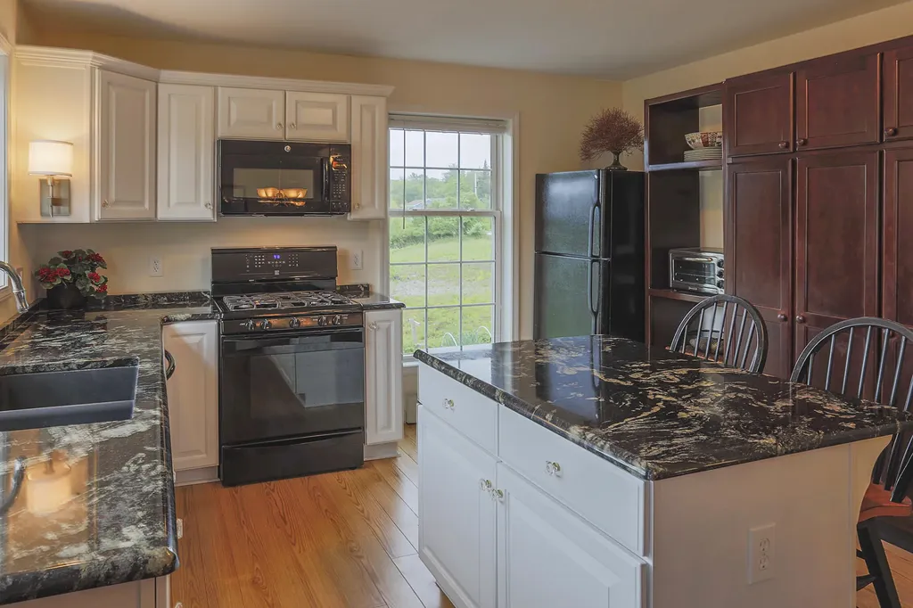 23 Osprey Lane Searsport ME 04974