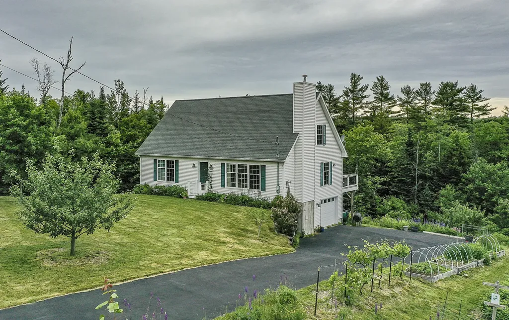 23 Osprey Lane Searsport ME 04974