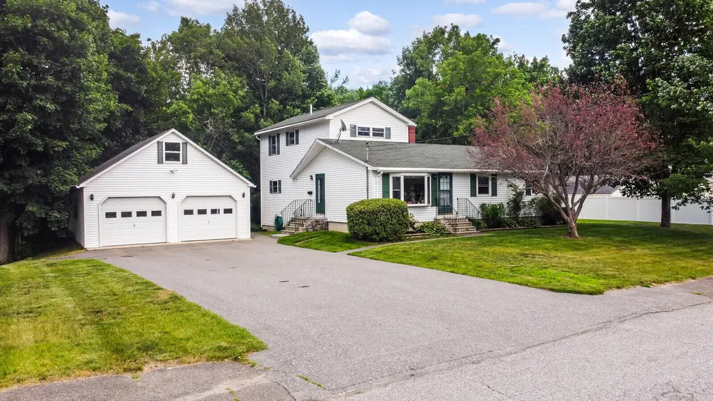 7 Davis Street Augusta ME 04330