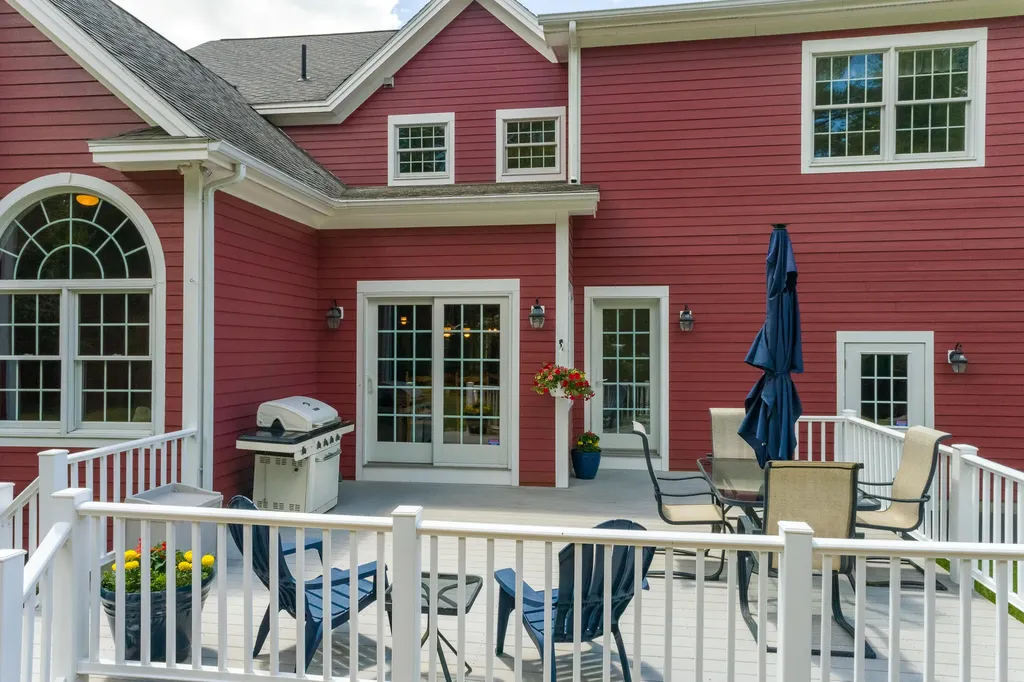 34 Woodhaven Drive Lewiston ME 04240