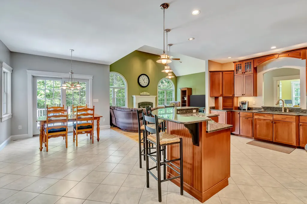 34 Woodhaven Drive Lewiston ME 04240