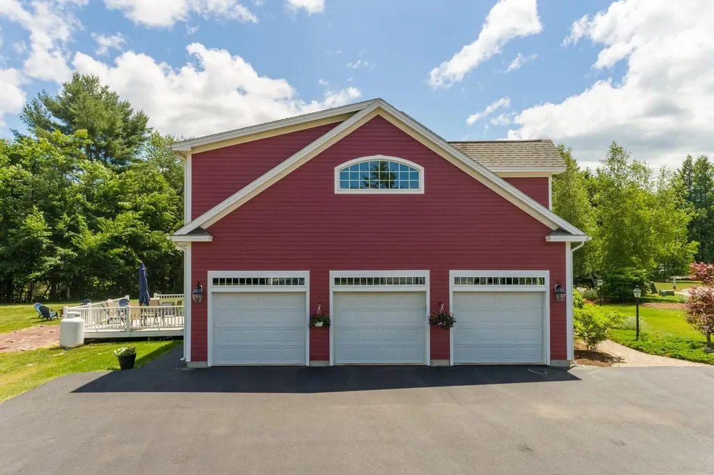 34 Woodhaven Drive Lewiston ME 04240