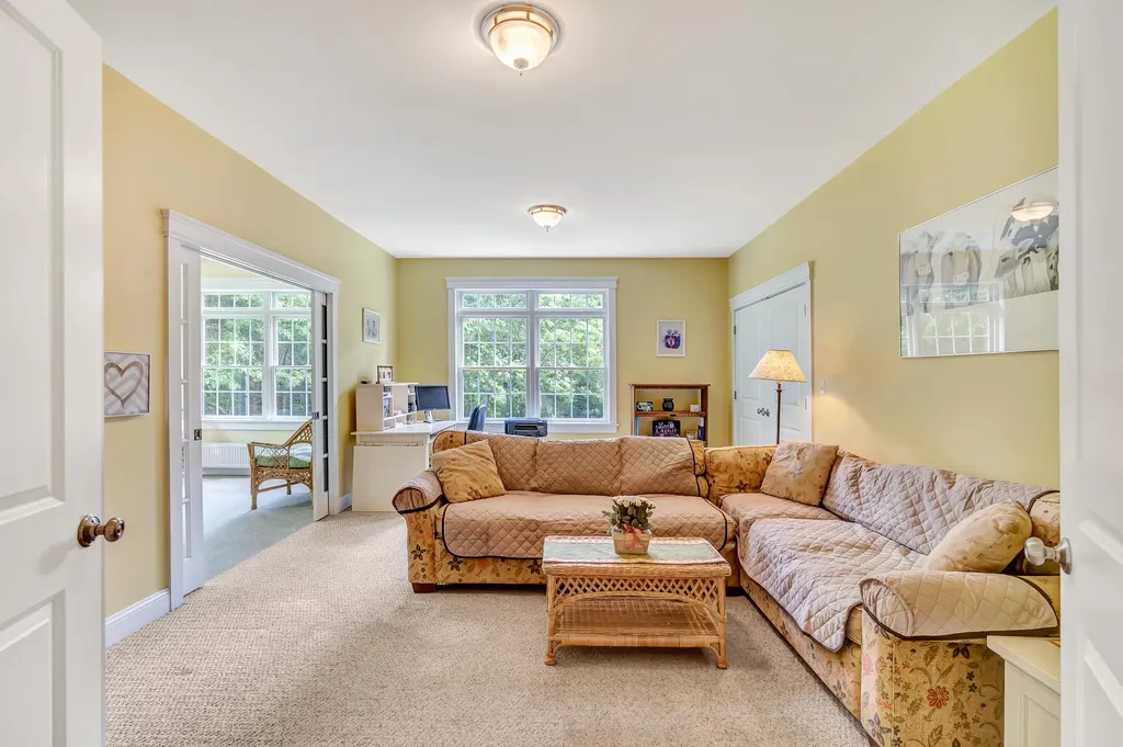 34 Woodhaven Drive Lewiston ME 04240