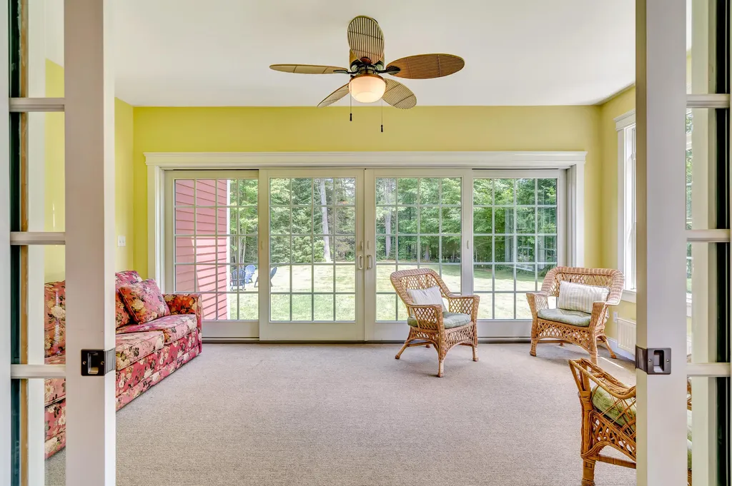 34 Woodhaven Drive Lewiston ME 04240