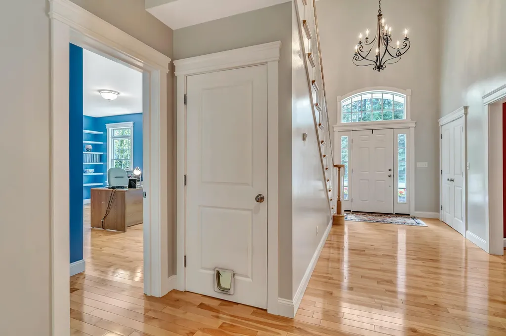 34 Woodhaven Drive Lewiston ME 04240