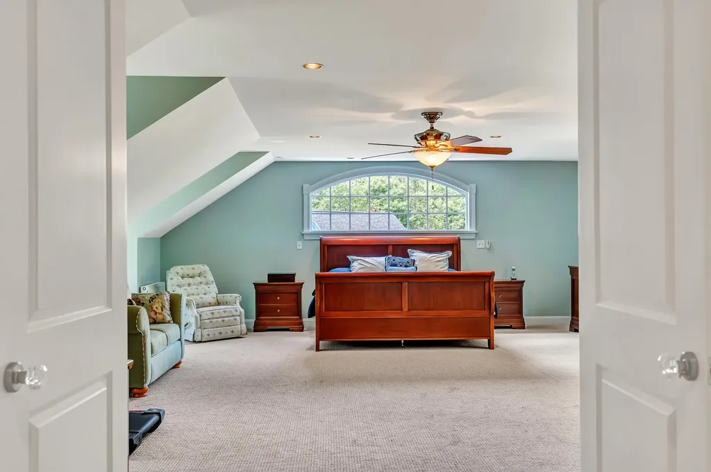 34 Woodhaven Drive Lewiston ME 04240