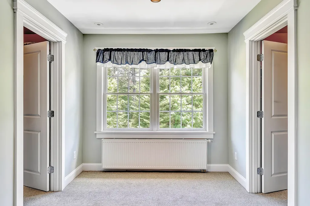 34 Woodhaven Drive Lewiston ME 04240