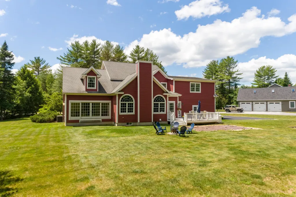 34 Woodhaven Drive Lewiston ME 04240