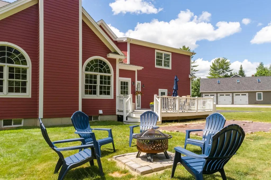34 Woodhaven Drive Lewiston ME 04240
