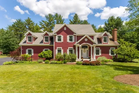 34 Woodhaven Drive Lewiston ME 04240