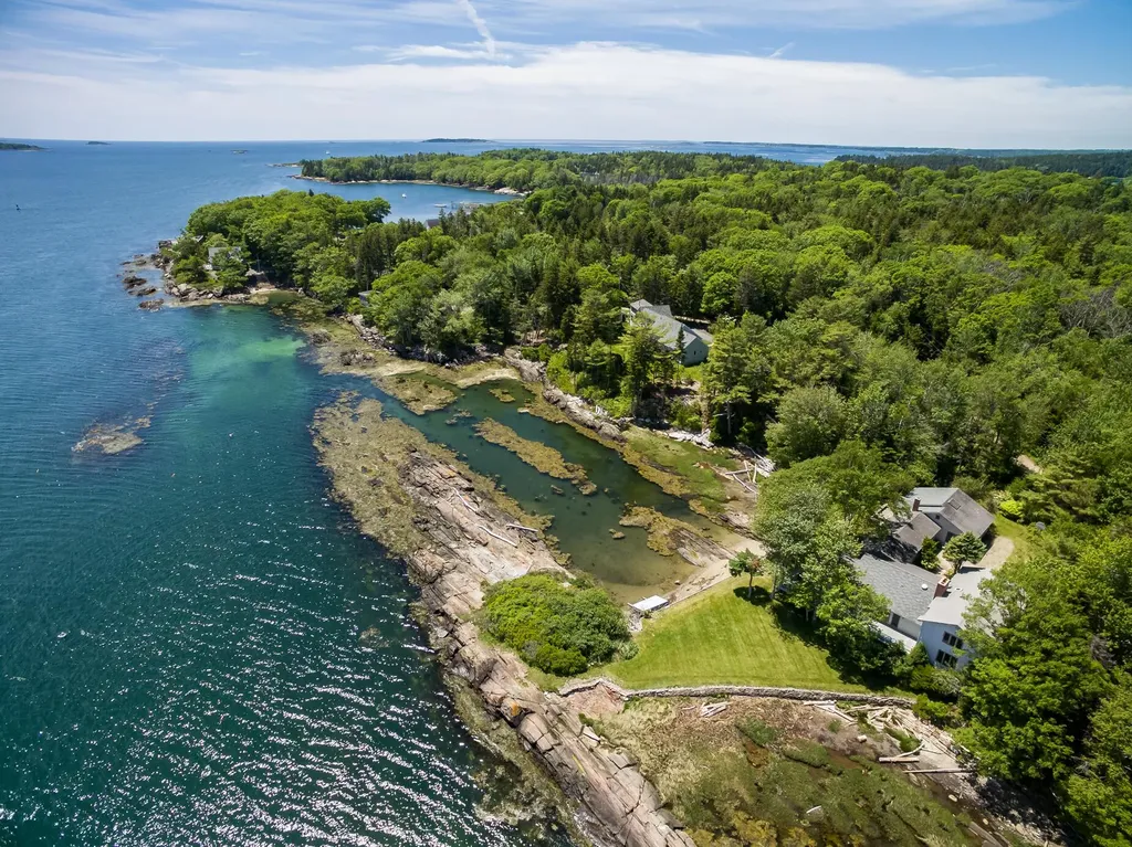 55 East Cundys Point Road Harpswell ME 04079