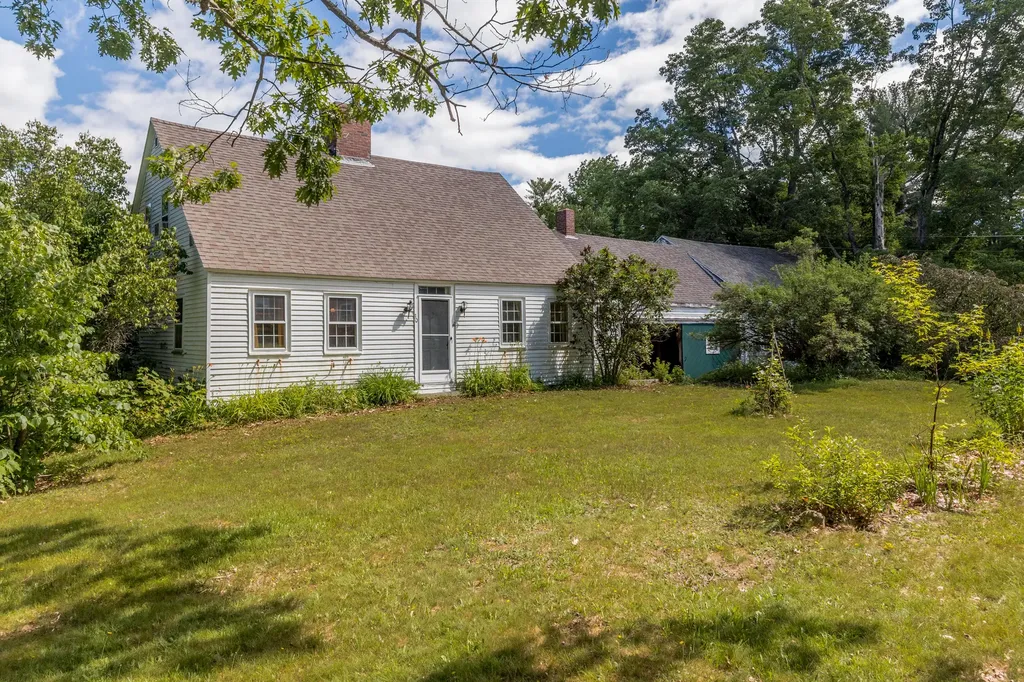 30 Pine Hill Road Limington ME 04049
