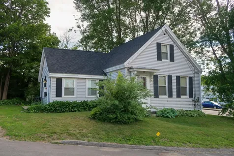 3 Oak Street Gardiner ME 04345