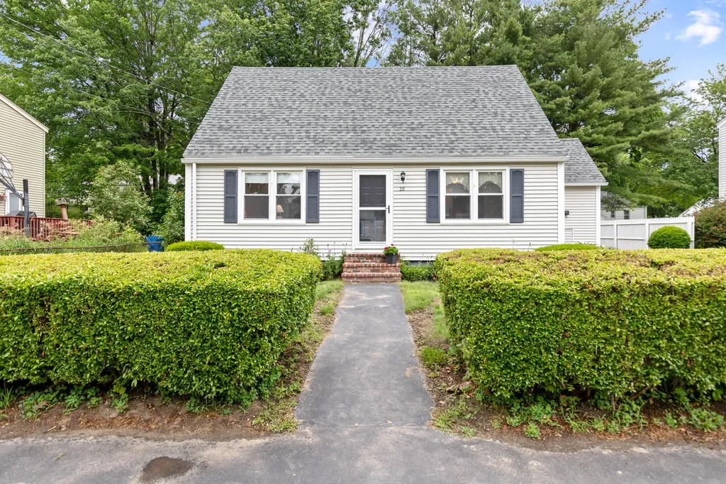 28 Jersey Avenue Portland ME 04103