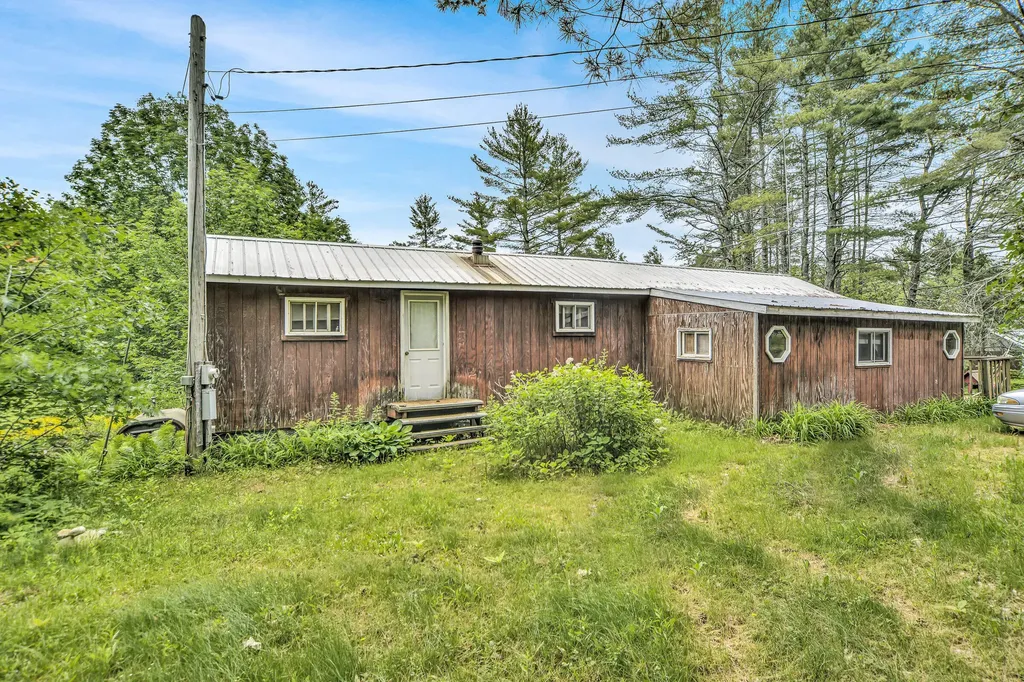 310 Pinkham Road Pittston ME 04345
