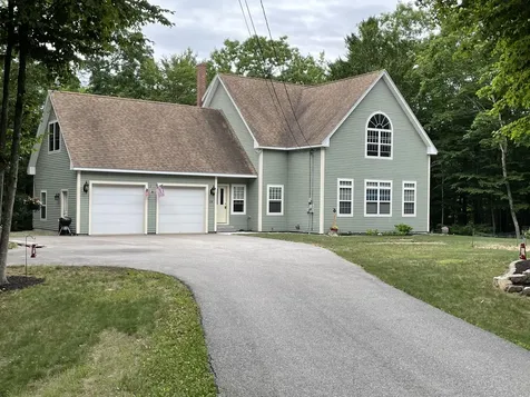 22 Truman Way Poland ME 04274