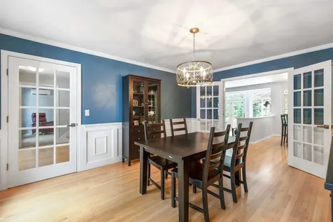 10 Robin Lane Falmouth ME 04105
