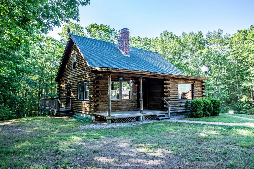 2210 Alfred Road Lyman ME 04002