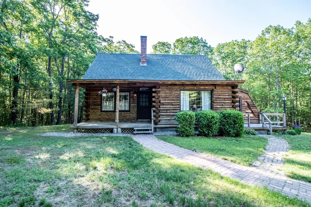 2210 Alfred Road Lyman ME 04002