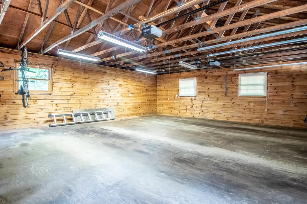 2210 Alfred Road Lyman ME 04002