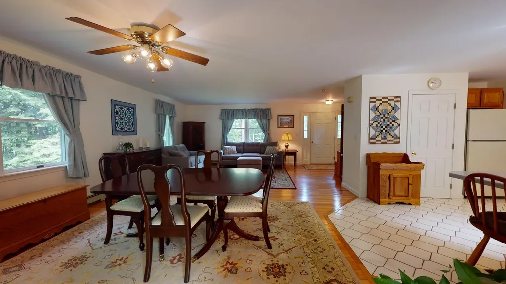 364 Hillside Street Yarmouth ME 04096