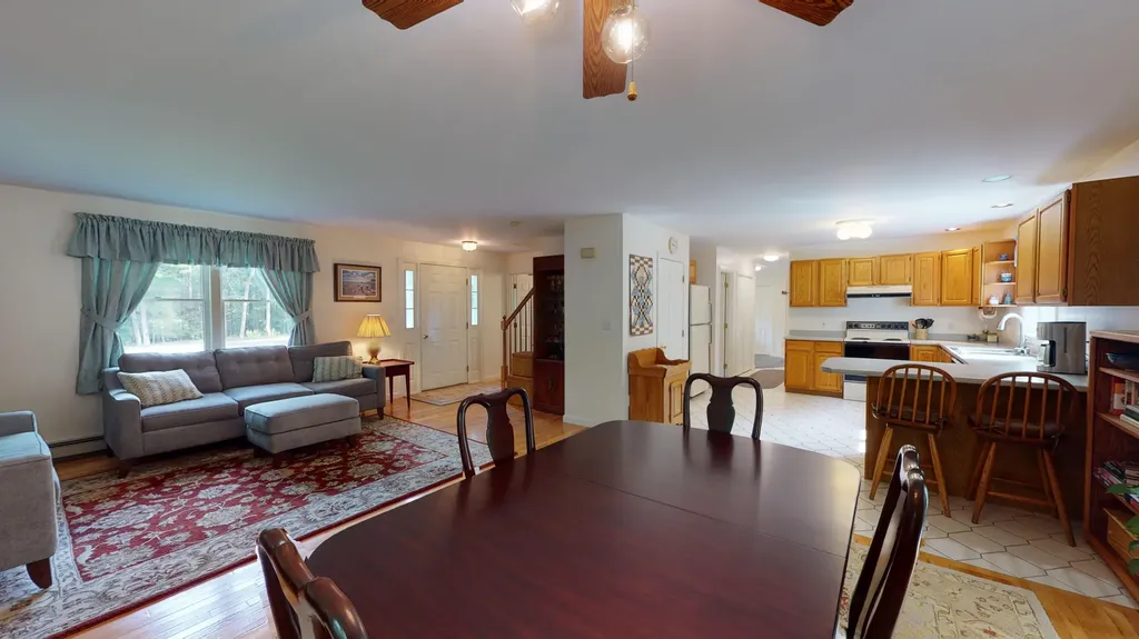 364 Hillside Street Yarmouth ME 04096
