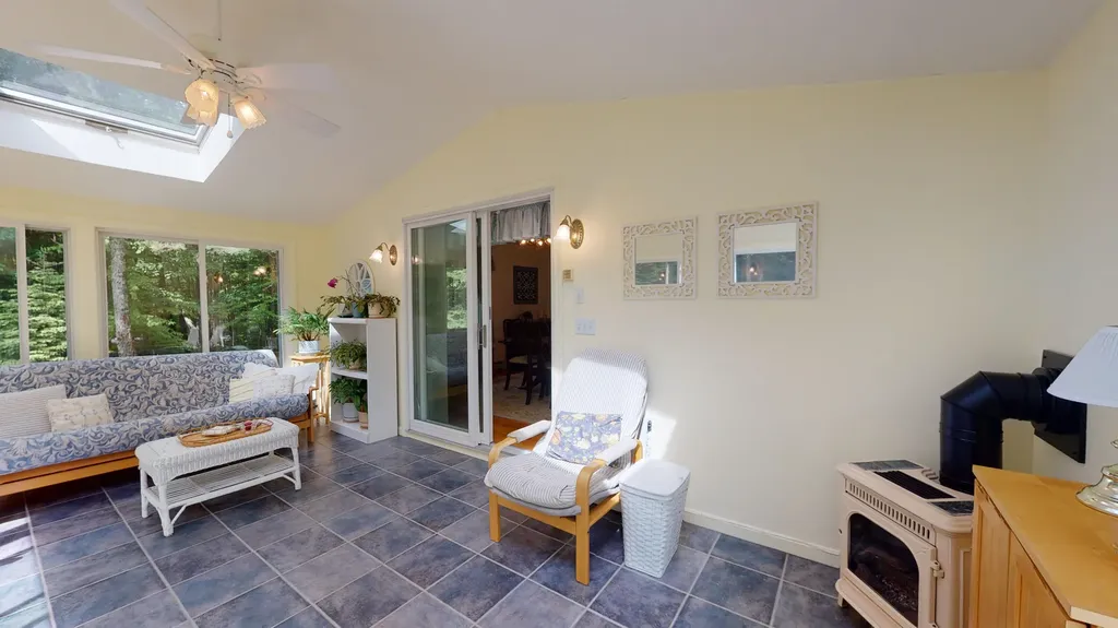364 Hillside Street Yarmouth ME 04096