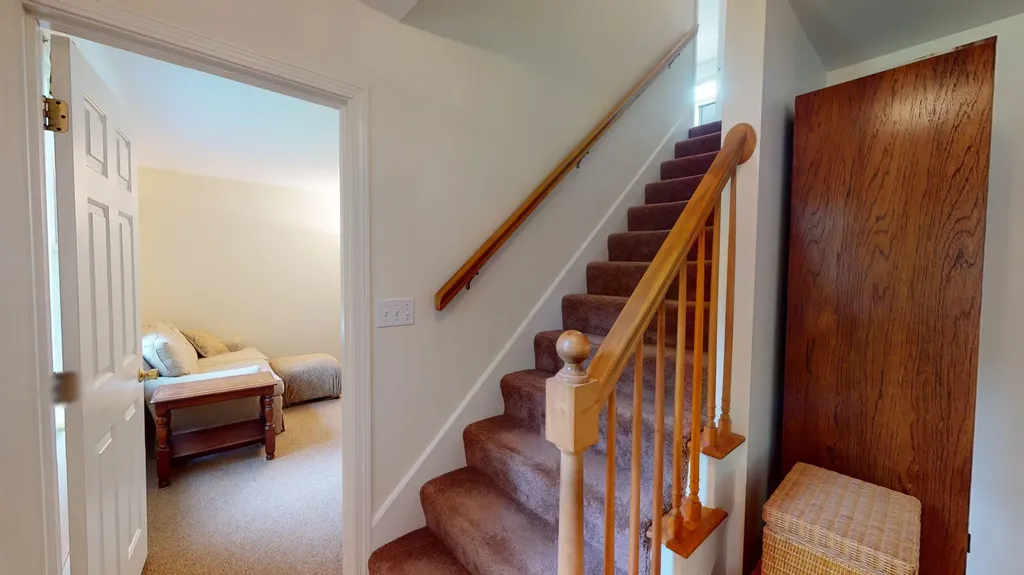 364 Hillside Street Yarmouth ME 04096