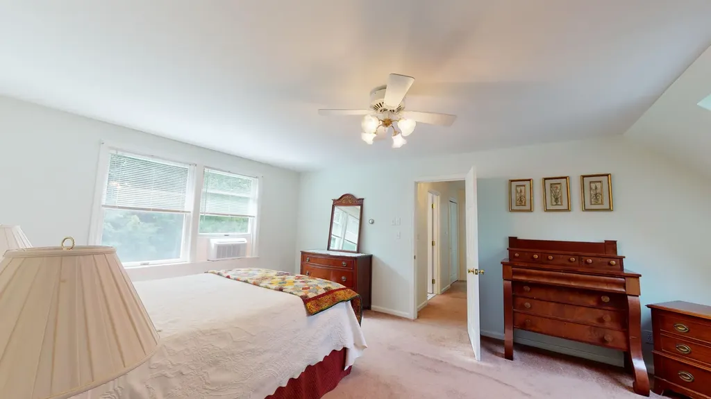 364 Hillside Street Yarmouth ME 04096