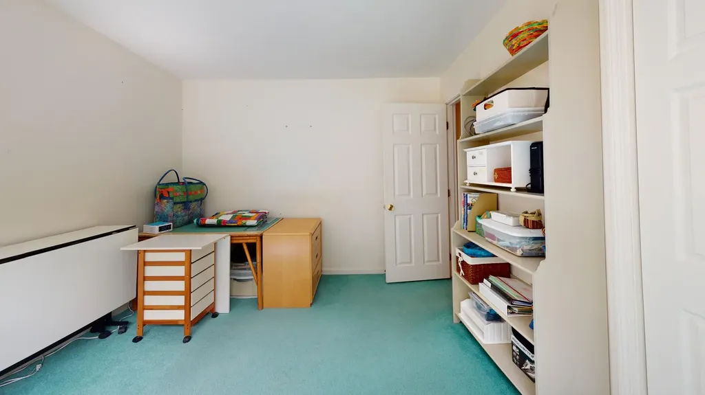 364 Hillside Street Yarmouth ME 04096