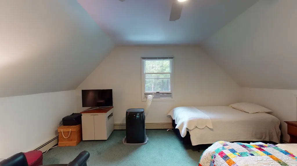 364 Hillside Street Yarmouth ME 04096