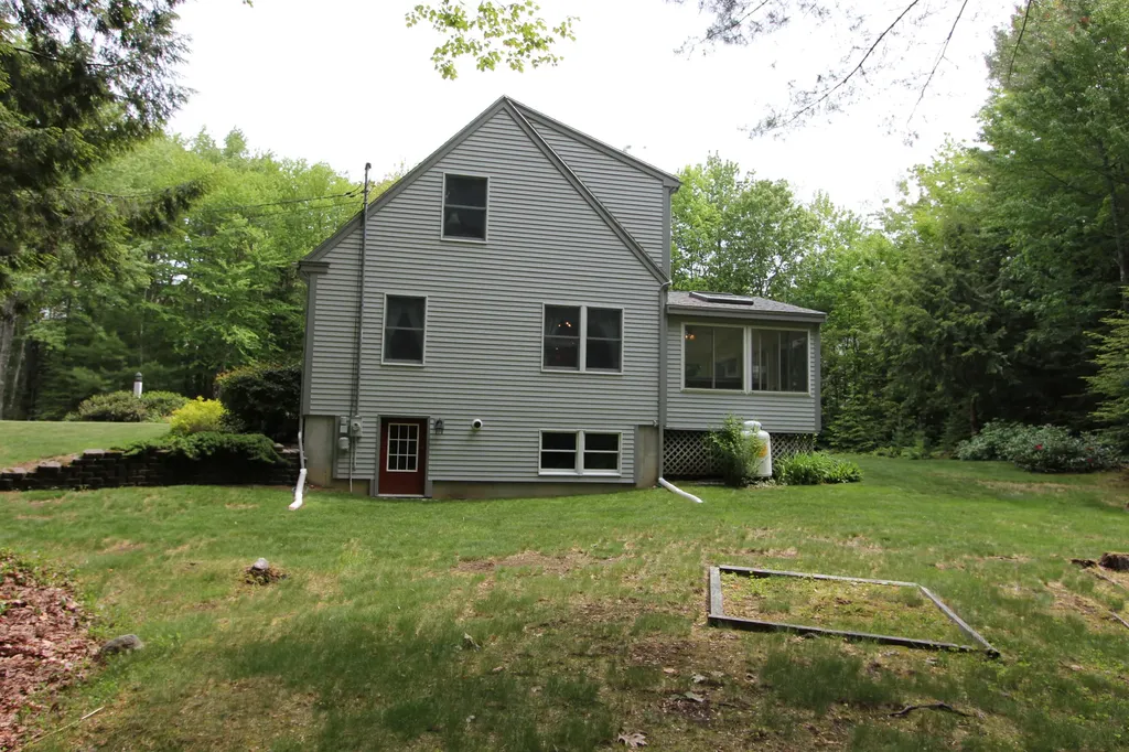 364 Hillside Street Yarmouth ME 04096