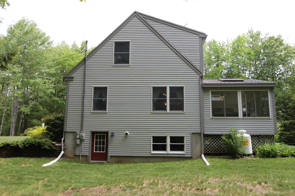 364 Hillside Street Yarmouth ME 04096