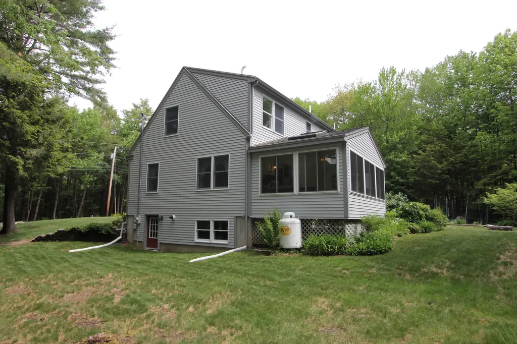 364 Hillside Street Yarmouth ME 04096