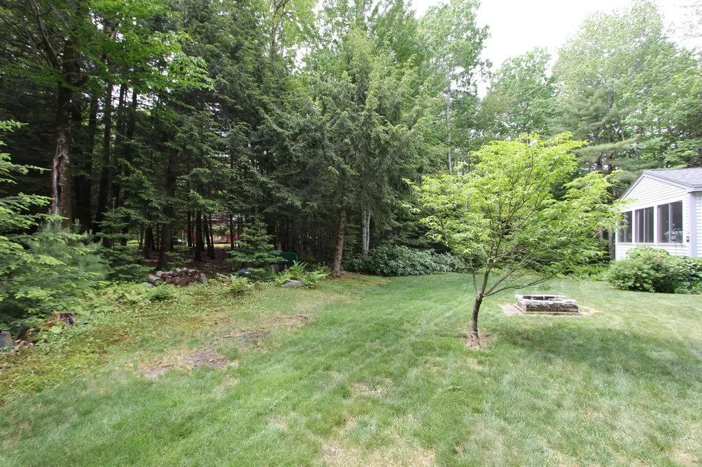 364 Hillside Street Yarmouth ME 04096