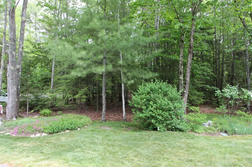 364 Hillside Street Yarmouth ME 04096
