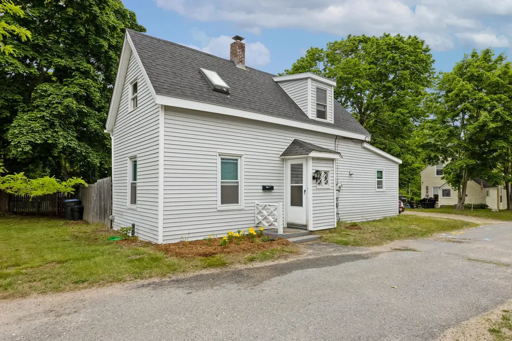 7 Todd Lane South Portland ME 04106