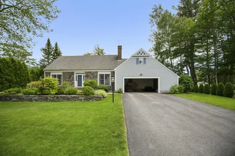 18 Minuteman Drive Scarborough ME 04074