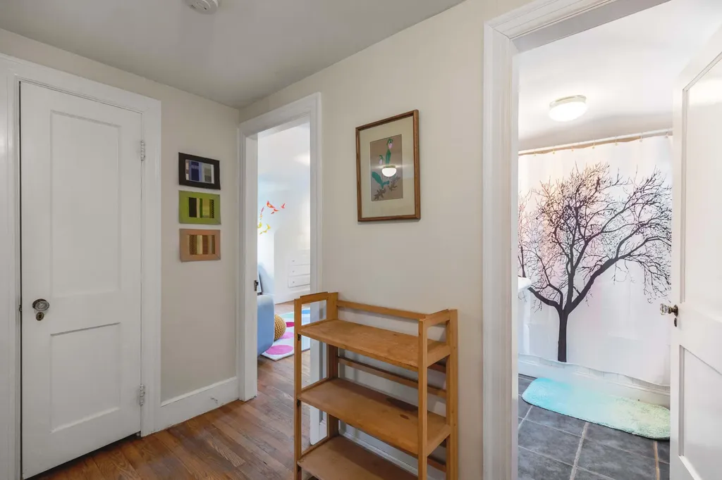 53 Summit Street Portland ME 04103
