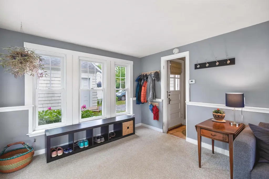 53 Summit Street Portland ME 04103