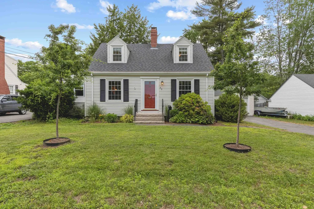 53 Summit Street Portland ME 04103