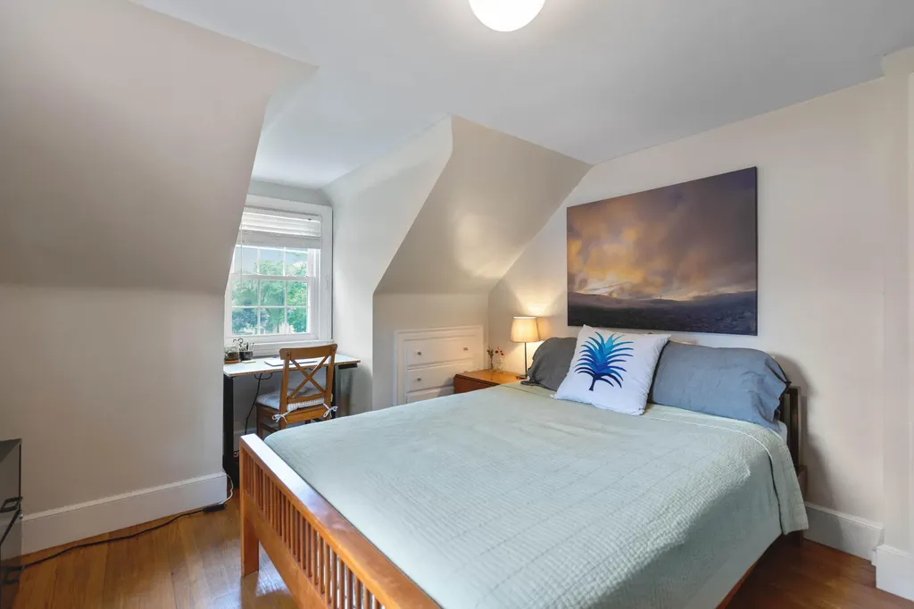 53 Summit Street Portland ME 04103
