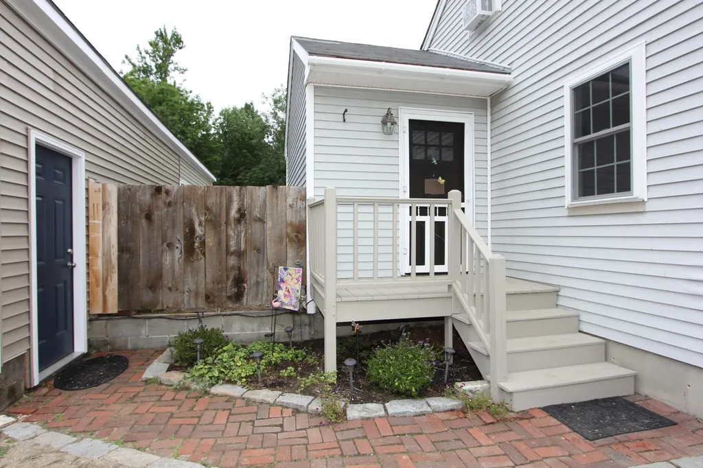 72 Leeds Junction Road Greene ME 04236