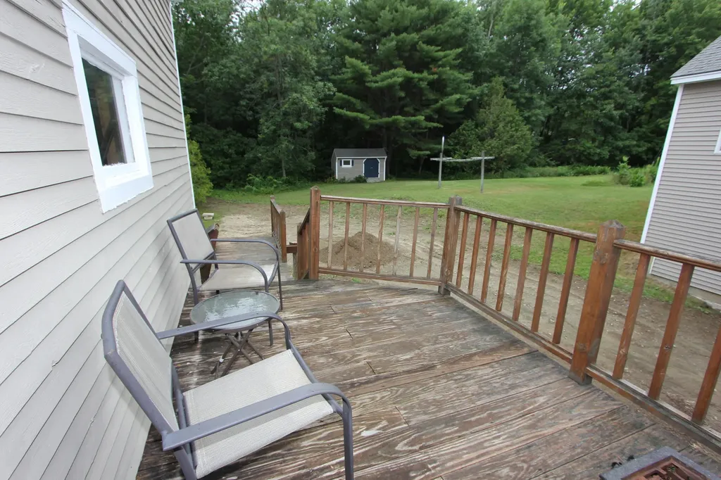 72 Leeds Junction Road Greene ME 04236