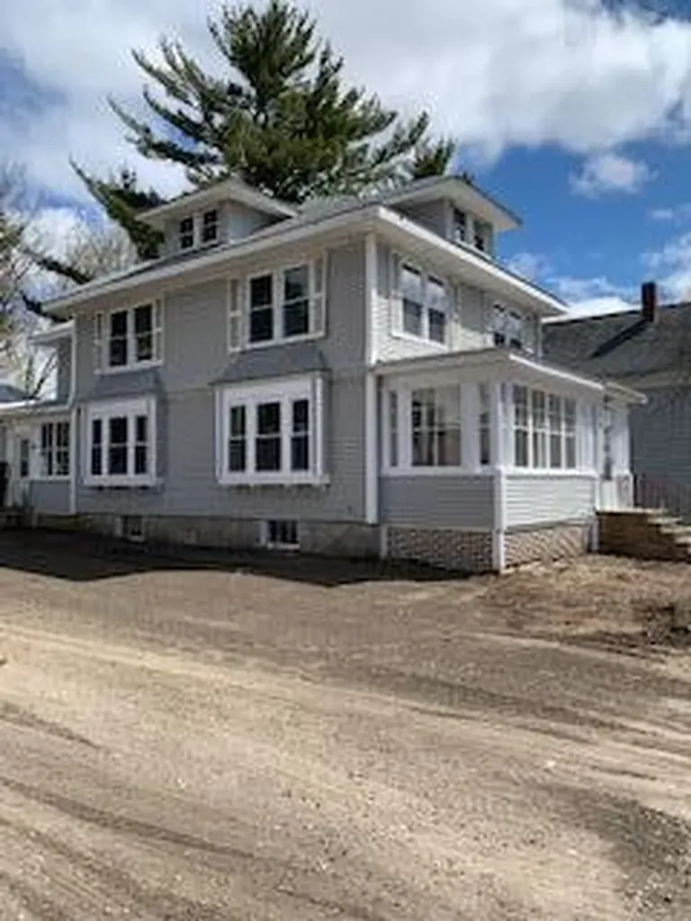 74 Pleasant Street Brunswick ME 04011