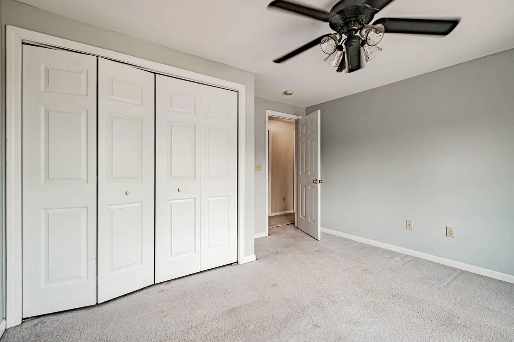 141 Hawthorne Lane Westbrook ME 04092