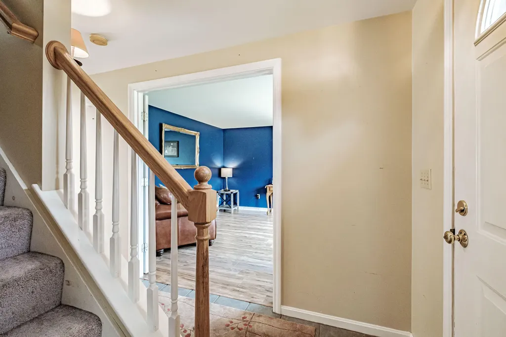 141 Hawthorne Lane Westbrook ME 04092