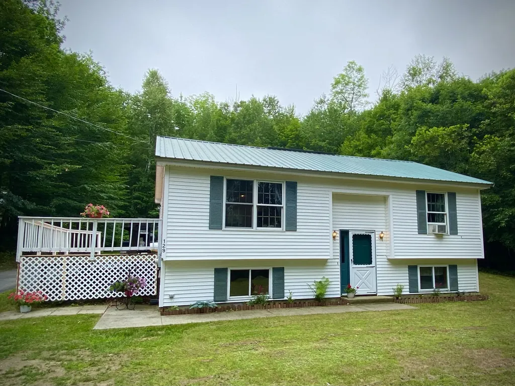 129 Granite Hill Road Manchester ME 04351