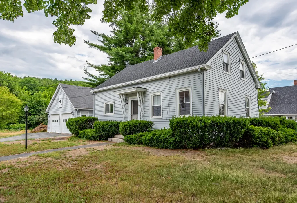 1 Stoddard Lane Hallowell ME 04347