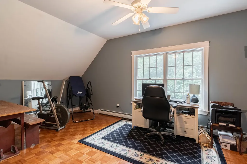 78 Cape Road Raymond ME 04071